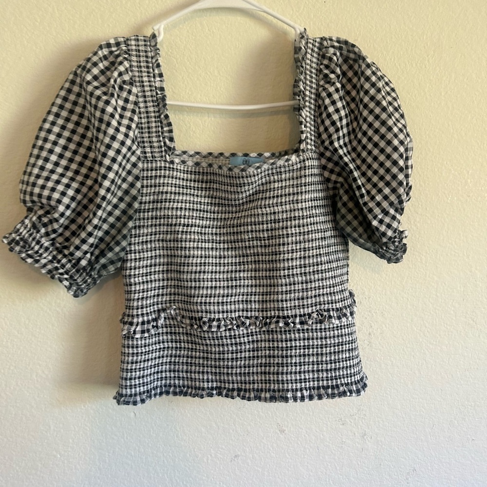 CeCe Top Short Sleeve Smocked Gingham Check Blouse Puff Sleeve
Black Size Medium